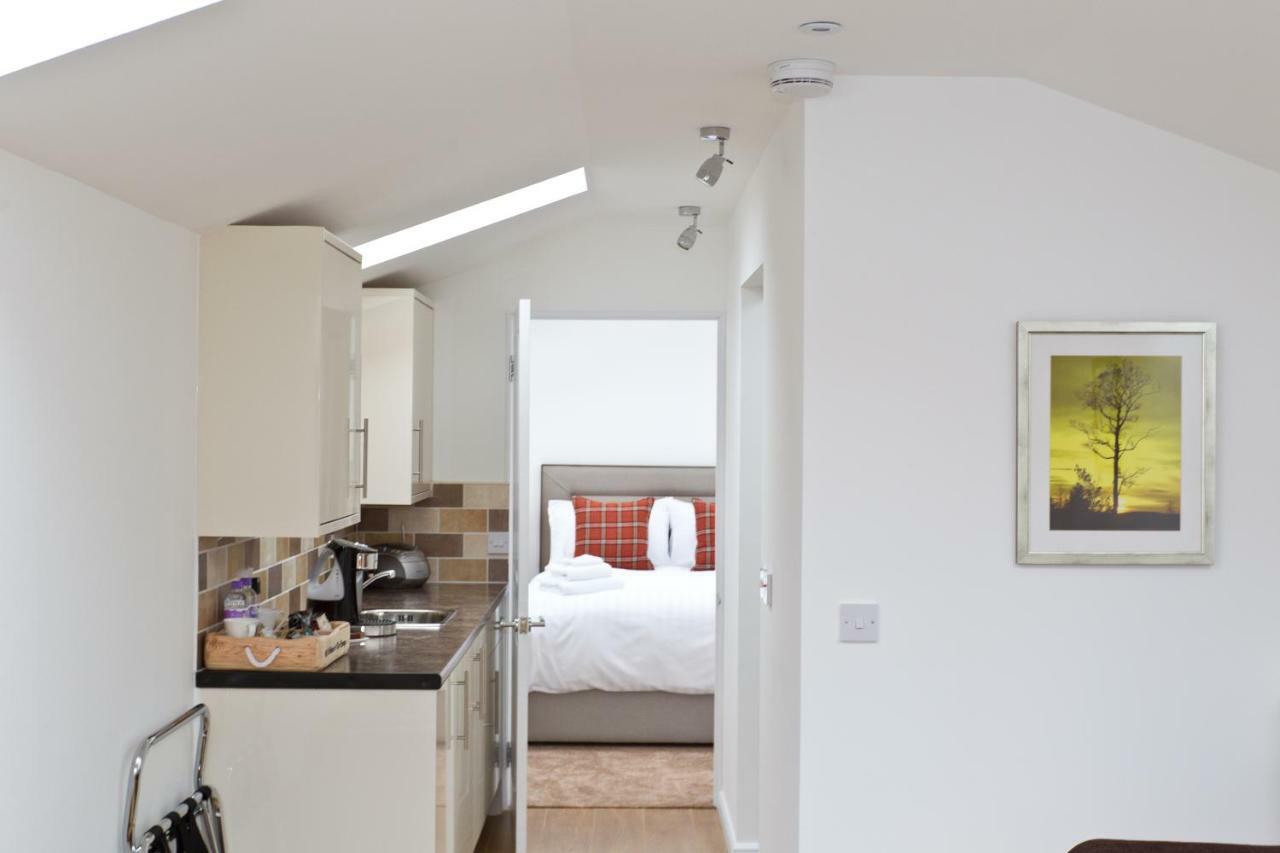 Bed and Breakfast The Chimneys à Perth Extérieur photo